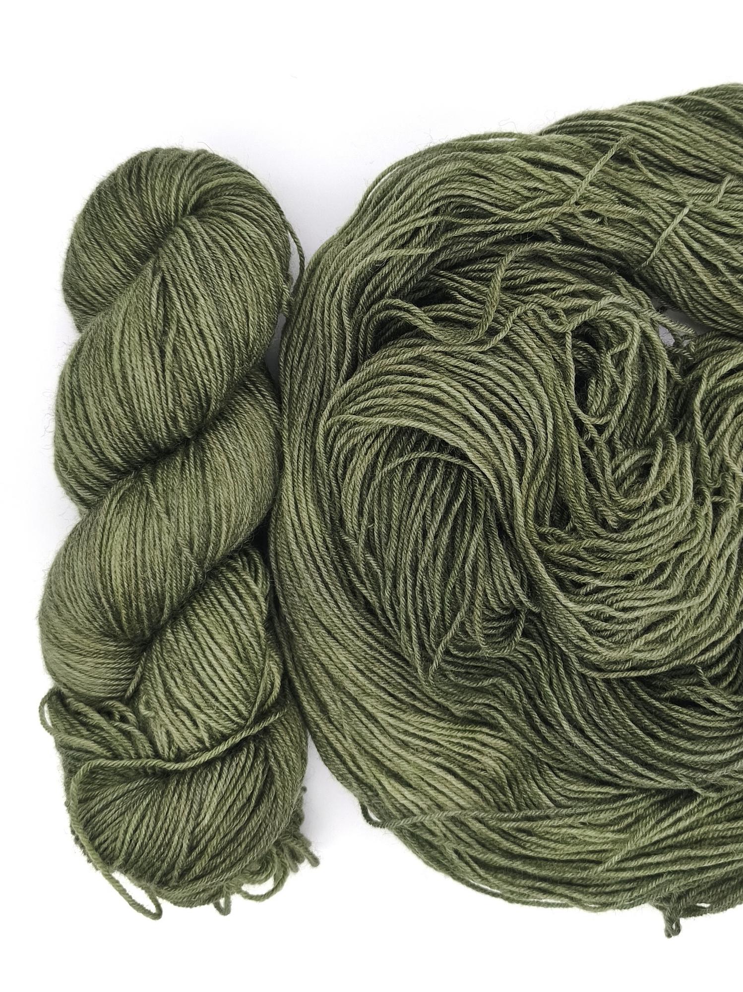 Пряжа ручного окрашивания, 100 гр/420 м, 75% меринос, 25% ПА, 74420