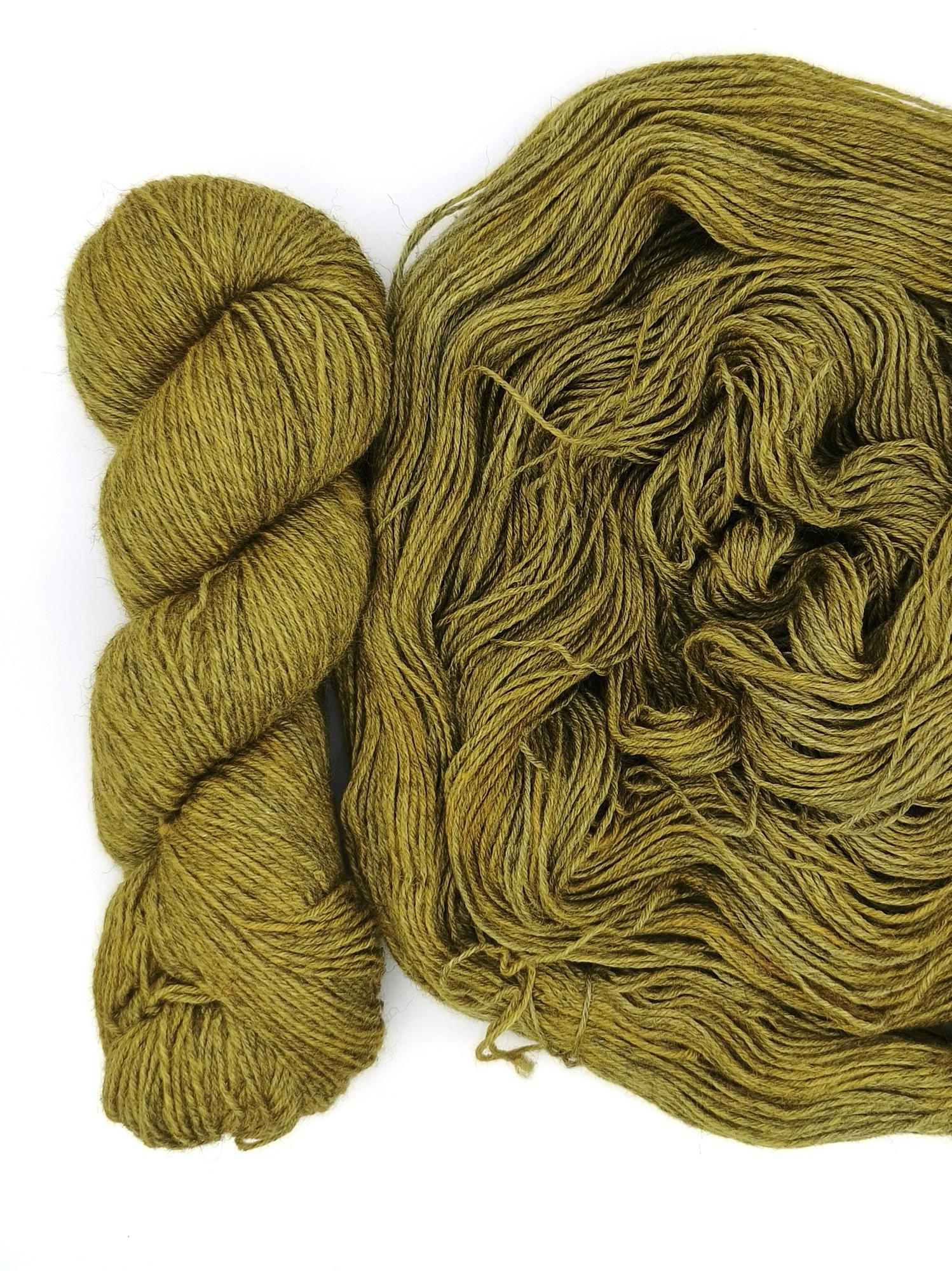 Пряжа ручного окрашивания, 100 гр/420 м, 75% меринос, 25% ПА, 77420