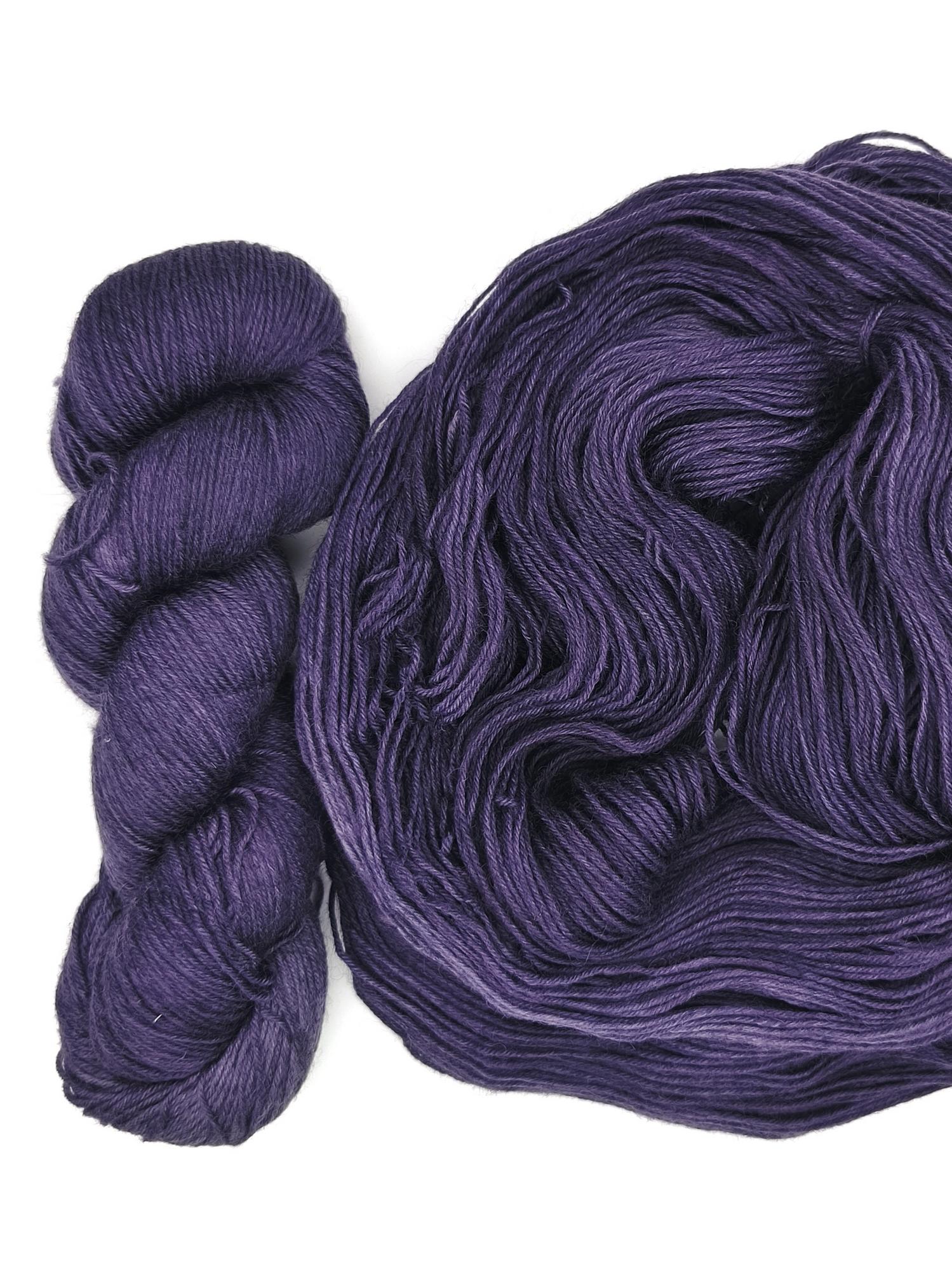 Пряжа ручного окрашивания, 100 гр/420 м, 75% меринос, 25% ПА, 83420