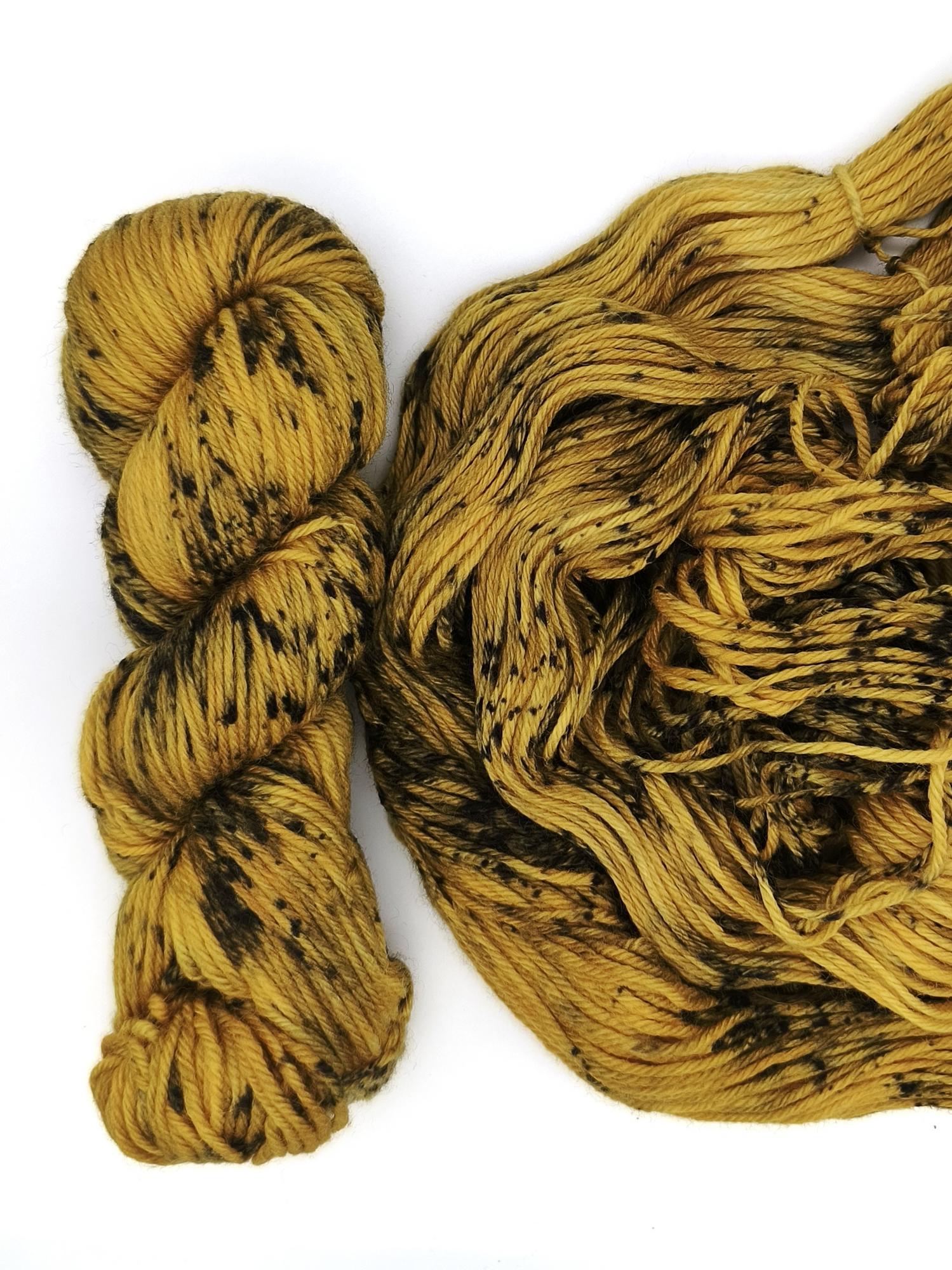 Пряжа ручного окрашивания, 100 гр/420 м, 75% меринос, 25% ПА, 96205