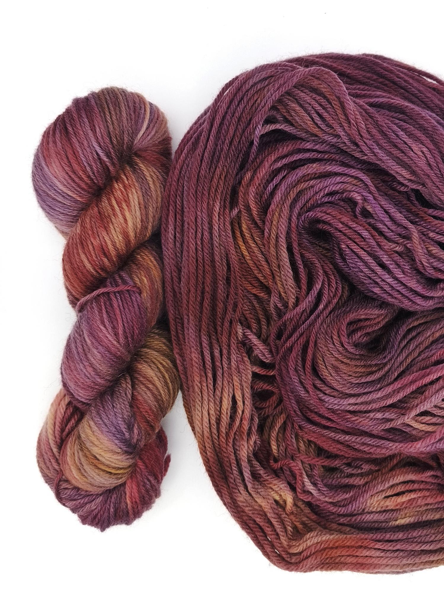 Пряжа ручного окрашивания, 100 гр/205 м, 75% меринос, 25% ПА, 124205