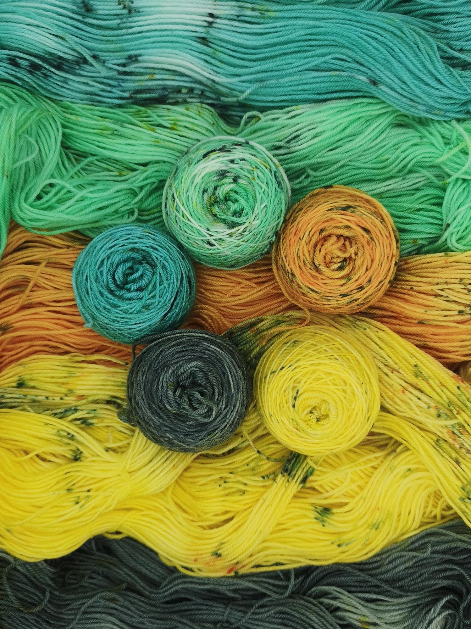 Набор пряжи ручного окрашивания, 125 гр, 135420