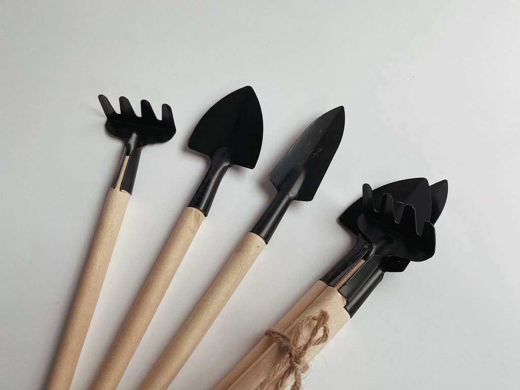 Инструменты чёрные