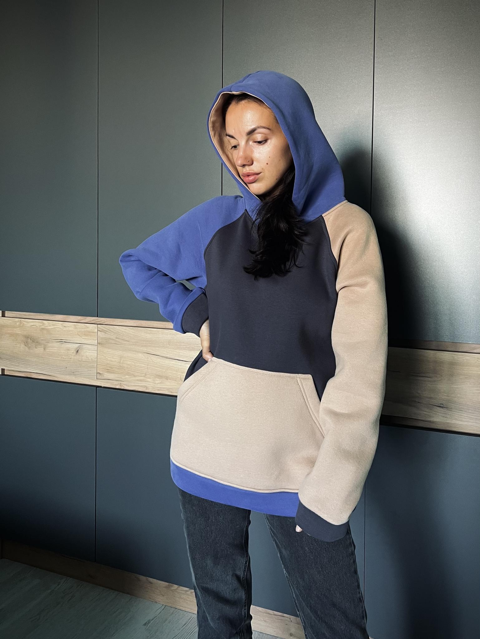 Толстовка "ЛИЛА" Colorblock c начесом с велюр эффектом