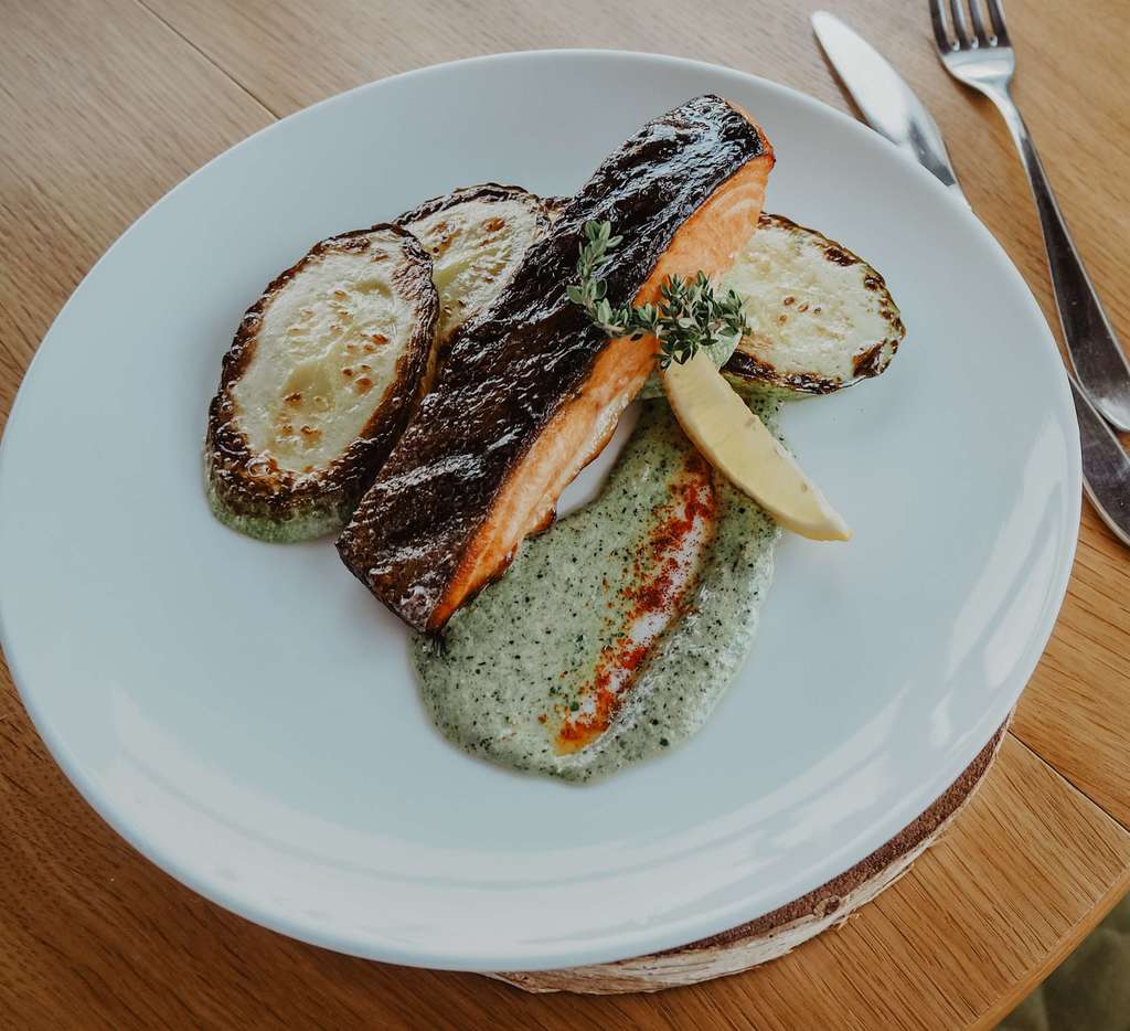 Сёмга со стружкой из цукини