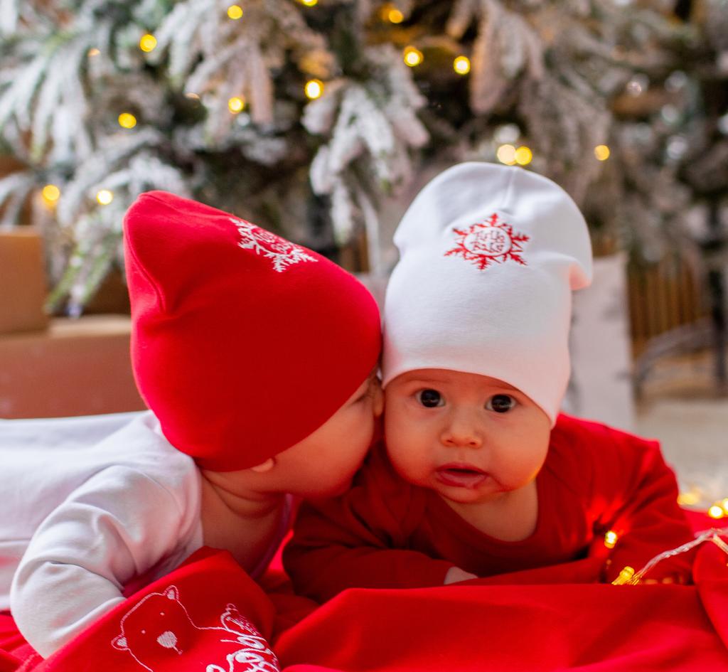 Шапка New Year (р. 0/6 мес) - снежное лого