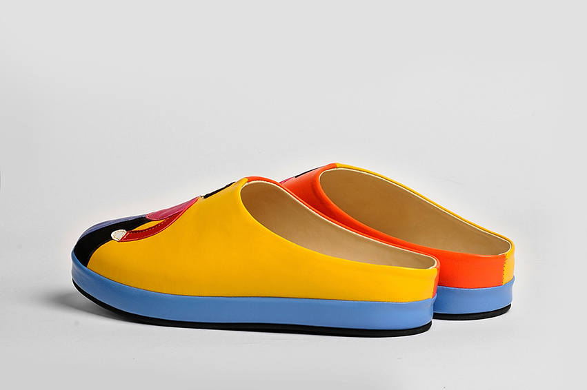 Женские клоги/тапочки из кожи "Суперматизм"