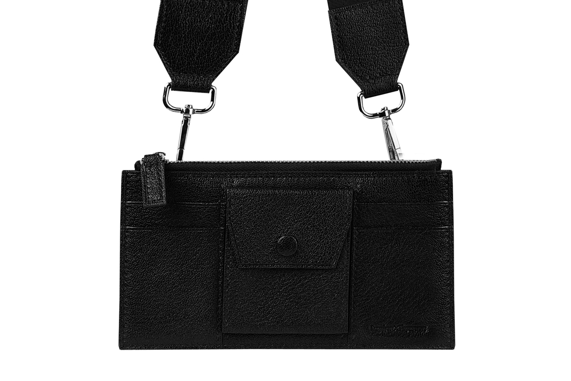 Сумка через плечо черного цвета