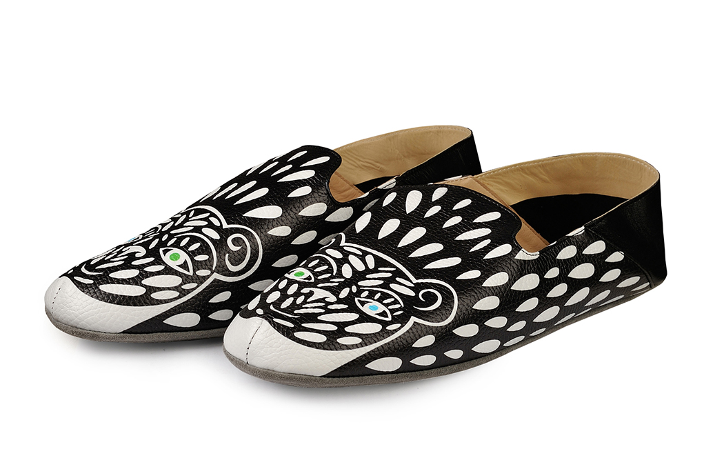 Мужские кожаные тапочки "Мишка очень любит мед" р.44