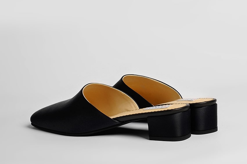 Мюли женские шелковые черные р.38