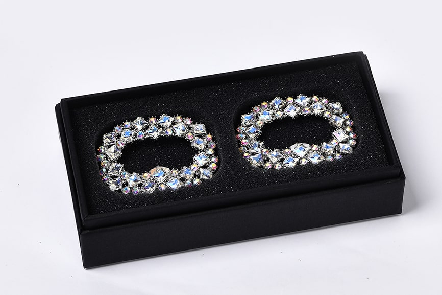 Броши для обуви