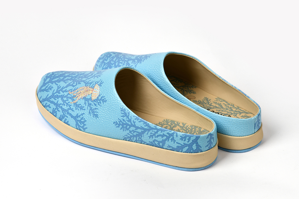 Женские клоги/тапочки из кожи "Морские"