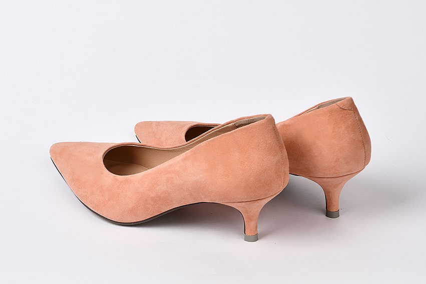Туфли из замши персикового цвета