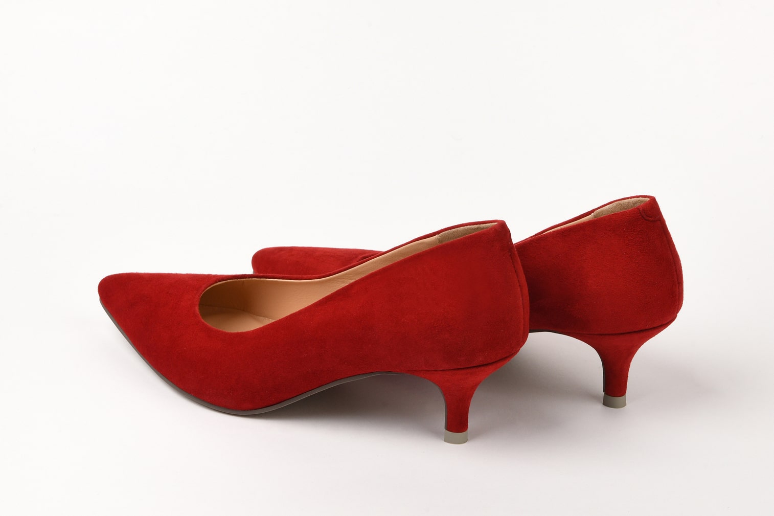 Туфли из замши цвета бургундия