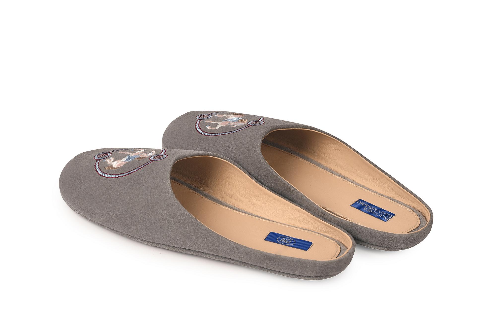 Женские тапочки серые "Лошадка"