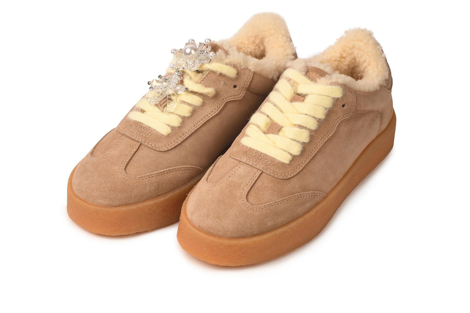 Зимние кеды из замши «Caramel Cream»