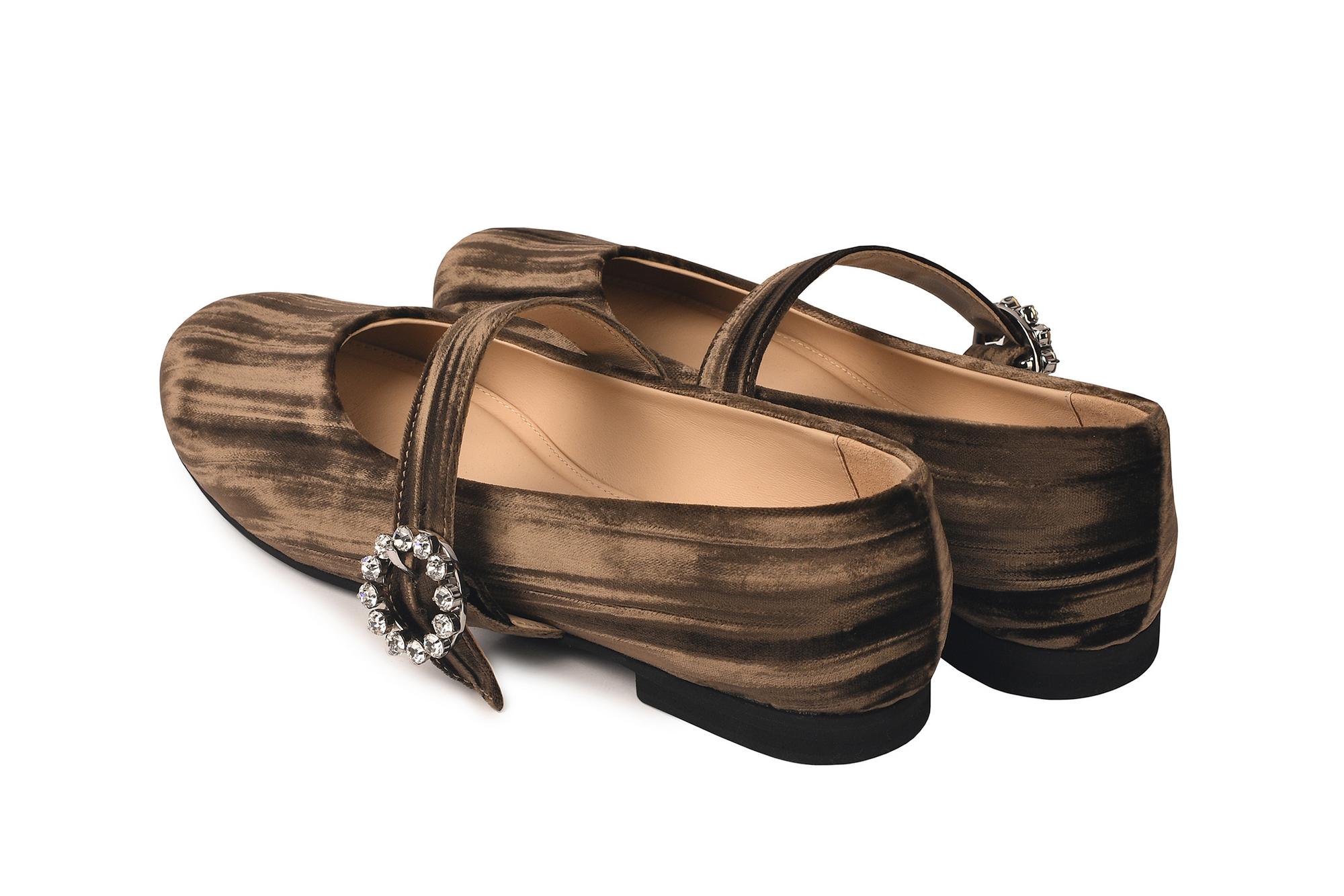 Балетки из бархата "Мэри Джейн" с пряжкой