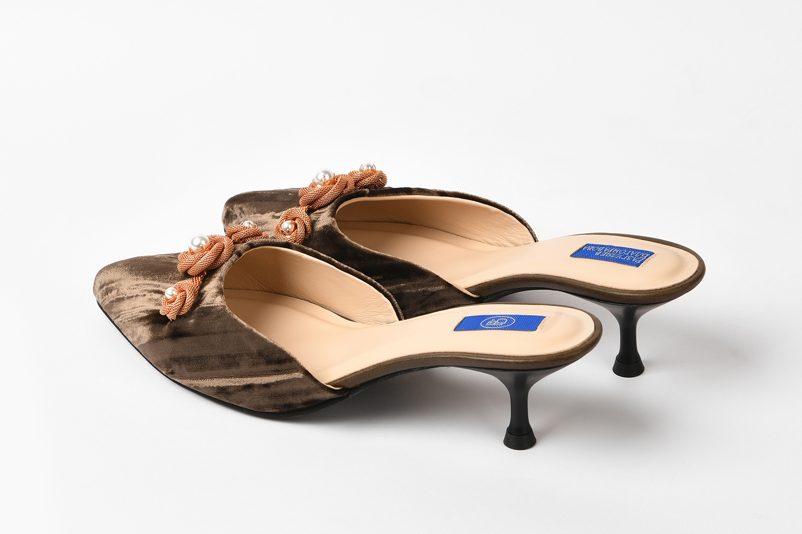 Мюли из бархата «Vintage Garden» с брошью роза