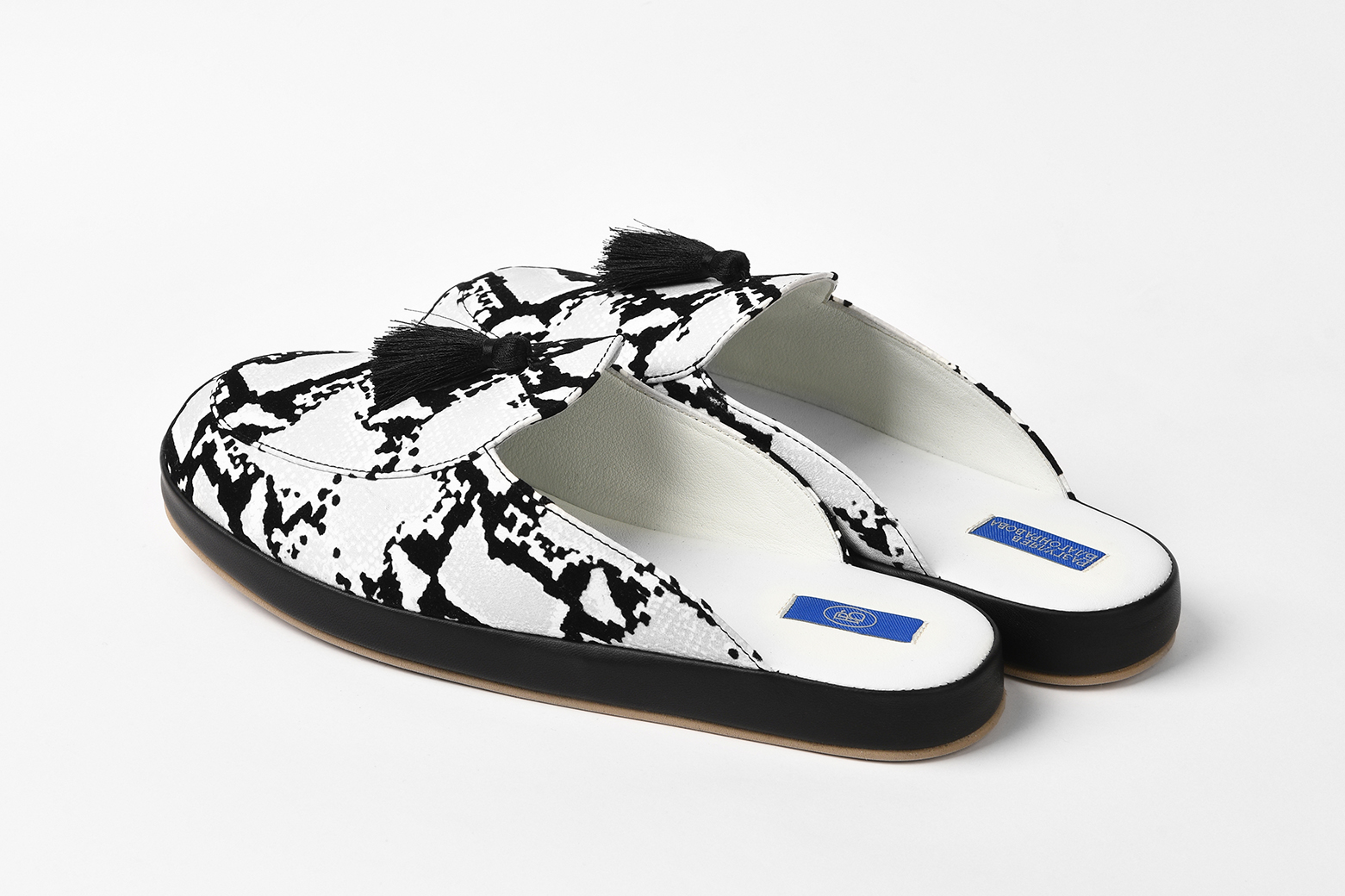 Женские клоги из кожи «Python Chic» с кистью