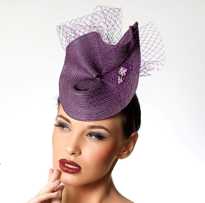 шляпа, черная шляпа, шляпа из кружева, кружевная шляпа, шляпа-маска, маска, вечерняя шляпка, шляпка для скачек, шляпка для фотосессии, ручная работа, дизайнерская шляпа, шляпа с цветами, шляпа с перьями, Анна Андриенко, Anna Andrienko, hats, hat, handmade, купить шляпу, шляпки в питере, шляпки спб, купить вечернюю шляпку, купить золотую шляпку, купить золотую маску