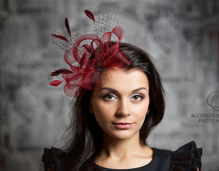 Шляпка, вуалетка, Анна Андриенко, ручная работа, черная шляпка, черная вуалетка, вечерняя шляпка, вечерняя вуалетка, шляпка с цветами, вуалетка с цветами, шляпка с перьями, вуалетка с перьями, шляпка с вуалью, шляпка для праздника, вуалетка для праздника, Шляпка для скачек, вуалетка для скачек, красивая шляпка, дизайнерская шляпка, бордовая шляпка, бордовая вуалетка, красивая вуалетка, дизайнерская вуалетка, необычная шляпка