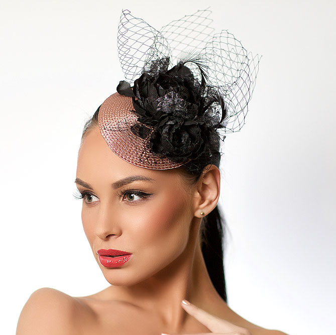 купить шляпку, вечерняя шляпка, маленькая шляпка, шляпка с цветами, шляпка с перьями, шляпка с вуалью, шляпка для скачек, шляпка для свадьбы, женская шляпка, ретро шляпка, винтажная шляпка, бежевая шляпка, черная шляпка, дизайнерская шляпка, эксклюзивная шляпка, шляпка ручной работы, купить шляпку,изготовление шляпок на заказ, необычная шляпка, шляпка для скачек, шляпка для фотосессии, шляпка для торжественного мероприятия, шляпка для праздника