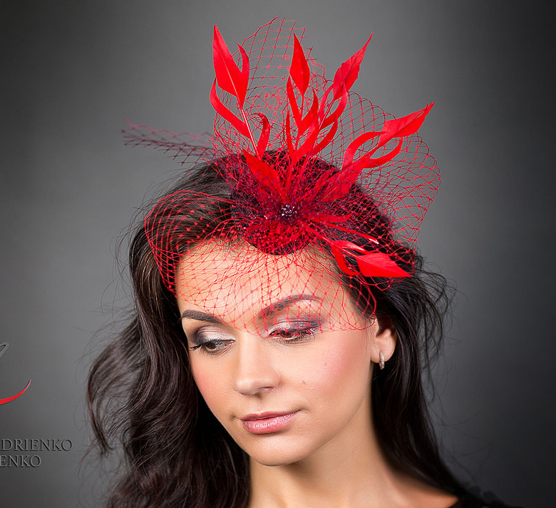 Шляпка, вуалетка, Анна Андриенко, ручная работа, красная шляпка, чикаго, гетсби, красная вуалетка, вечерняя шляпка, вечерняя вуалетка, шляпка с цветами, вуалетка с цветами, шляпка с перьями, вуалетка с перьями, шляпка с вуалью, шляпка для праздника, вуалетка для праздника, Шляпка для скачек, вуалетка для скачек, красивая шляпка, дизайнерская шляпка, бордовая шляпка, синяя вуалетка, красивая вуалетка, дизайнерская вуалетка, необычная шляпка, Anna Andrienko, Hat, Hats, handmade, millinery