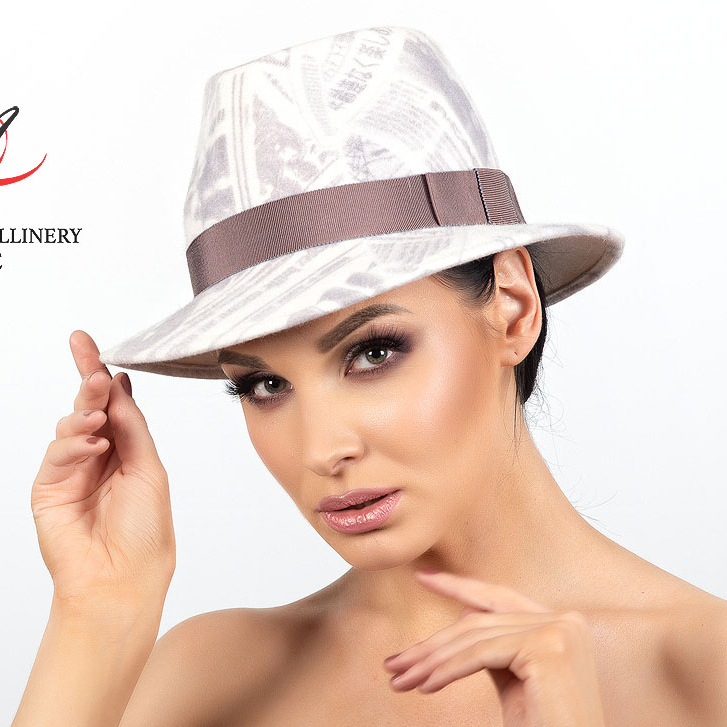 Женская шляпа из велюра белая, Шляпа Федора, дизайнерский головной убор Анна Андриенко