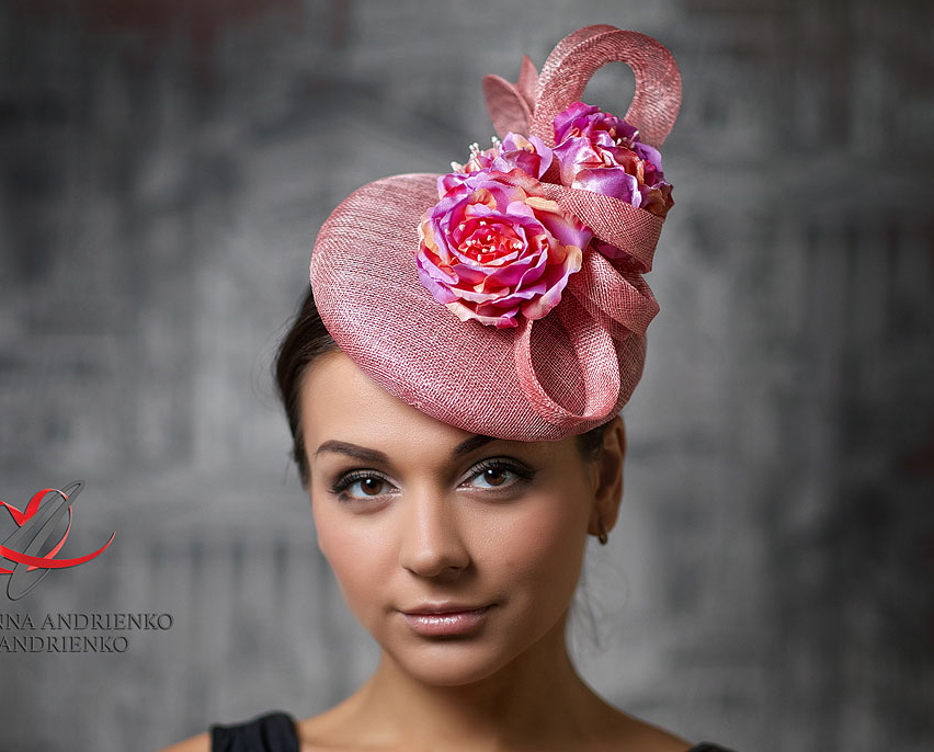 шляпка, вечерняя шляпка, шляпка таблетка, дизайнерская шляпка, Анна Андриенко, ручная работа, Anna Andrienko, Hat, Hats, handmade, millinery, шляпка с вуалью, вуалетка, шляпка для скачек, ручная работа, шляпка для скачек, коктейльная шляпка, шляпка для праздника, красивая шляпка, розовая шляпка, головной убор, шляпка с цветами, шляпка с розами, шелковые цветы, цветы ручной работы