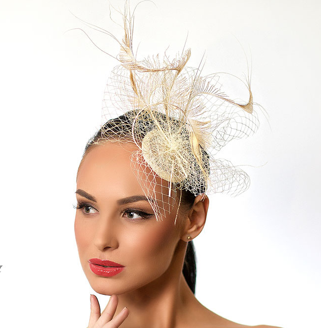 Шляпка, вуалетка, Анна Андриенко, ручная работа, айвори шляпка, белая шляпка, свадебная шляпка, свадебная вуалетка, чикаго, гетсби, мятная, вуалетка, вечерняя шляпка, вечерняя вуалетка, мини шляпка, мини вуалетка, шляпка с перьями, вуалетка с перьями, шляпка с вуалью, шляпка для праздника, вуалетка для праздника, Шляпка для скачек, вуалетка для скачек, красивая шляпка, дизайнерская шляпка, молочная шляпка шляпка, молочная вуалетка, красивая вуалетка, дизайнерская вуалетка, необычная шляпка, Anna Andrienko, Hat, Hats, handmade, millinery