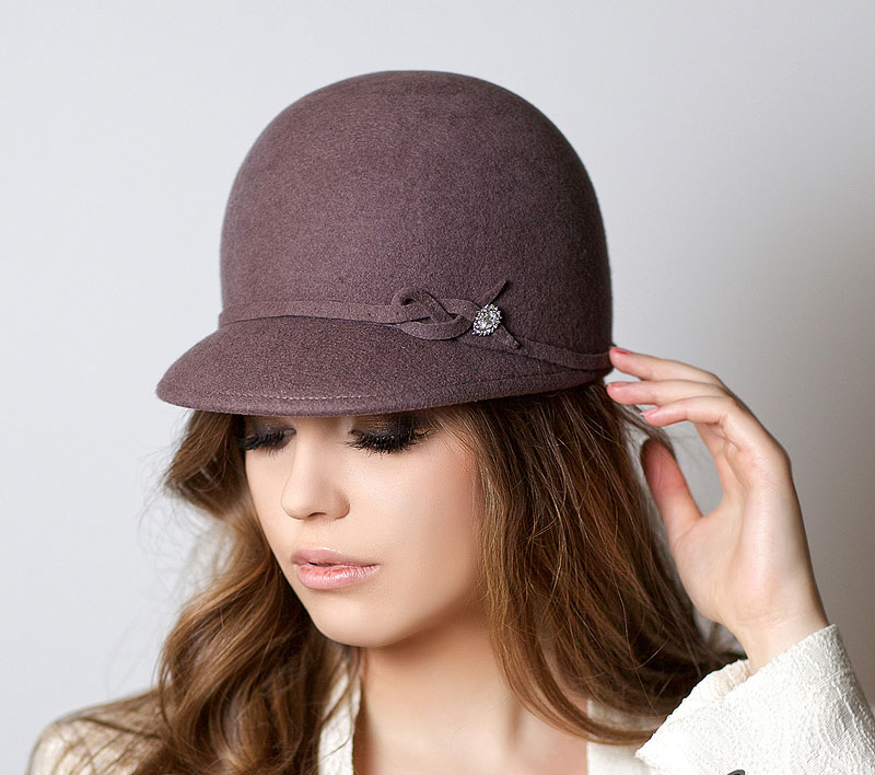 серый, однотонный, купить жакетку, купить кепку, купить шляпку, жокейка, серая жокейка, кепка, серая кепка, фетровая кепка, кепка из фетра, шляпка, серая шляпка, фетровая шляпка, шляпка из фетра, шляпка с козырьком, стильная шляпка, модная шляпка, Анна Андриенко, дизайнерская шляпка