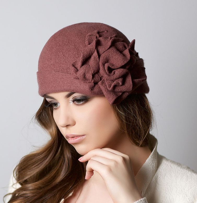 шапка, осенняя шапка, женская шапка, купить шапку, зимняя шапка, весеняя шапка , шерсть, ручная работа, Анна Андриенко, шапка с цветком, шапка с украшением, красивая шапка, лиловая шапка