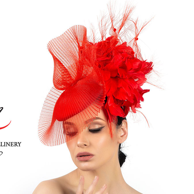 купить красную шляпу женскую, шляпу +с большими полями +и цветами купить, Анна Андриенко шляпки, светская шляпа , шляпы +для скачек купить +в москве, дизайнерские шляпа москва,
