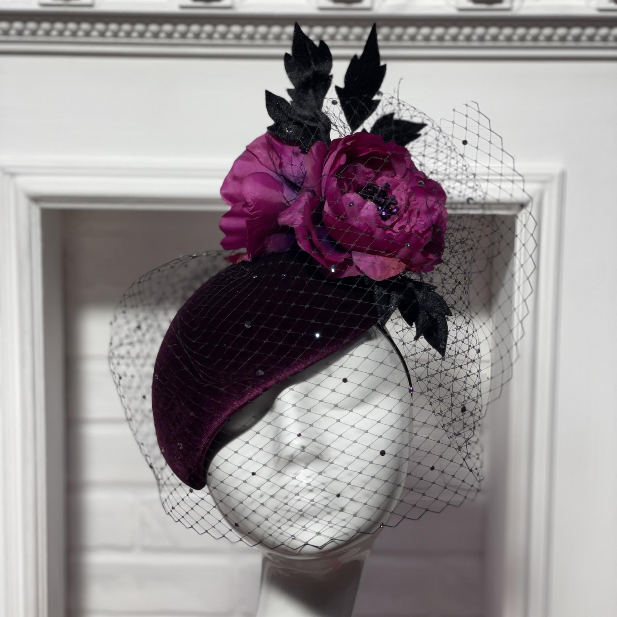 Вечерняя бордовая шляпка таблетка с вуалью и цветами, шляпки для скачек Анна Андриенко