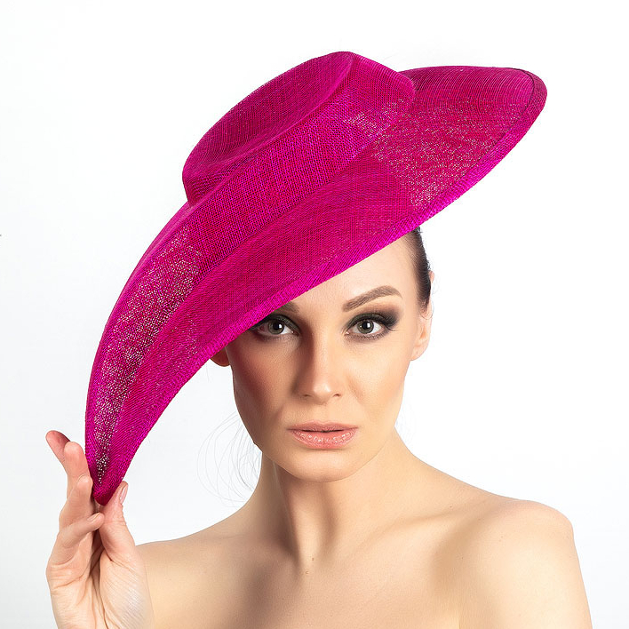 купить розовую шляпу для скачек, широкополая шляпа, свадебная шляпа, шляпа для свадьбы, шляпа для невесты, черно-белая шляпа, шляпа с круглой тульей, шляпа с большими полями, летняя шляпа, шляпа для лета, шляпа для пляжа, светская шляпа, дизайнерская шляпа, Анна Андриенко, шляпа с большими полями, шляпа для скачек, вечерняя шляпа, шляпа для праздника, шляпа для фотосессии