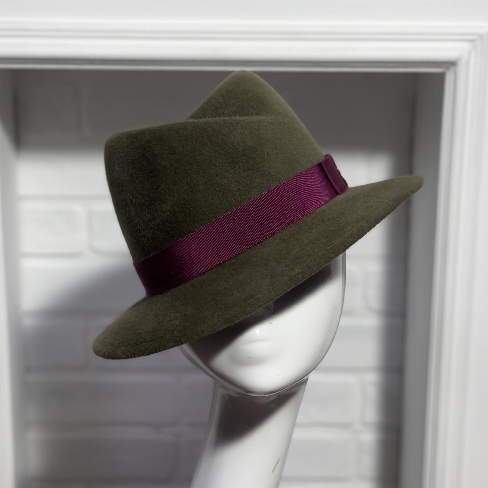 зеленая женская шляпа из велюра купить в Питере, осенняя шляпа из пуха кролика купить в Москве