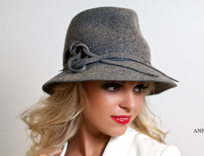 серый, купить шляпу, купить шляпу из фетра, купить серую шляпу, купить фетровую шляпу, купить женскую шляпу, купить шляпу федора, купить шляпу москва, купить шляпу спб, купить шляпу с полями, шляпа, женская шляпа, серая шляпа, голубая шляпа, серо-голубая шляпа,  классическая шляпа, шляпа федора, федора, шляпа с полями, весенняя шляпа, модная шляпа, дизайнерская шляпа, осенняя шляпа, зимняя шляпа, Анна Андриенко