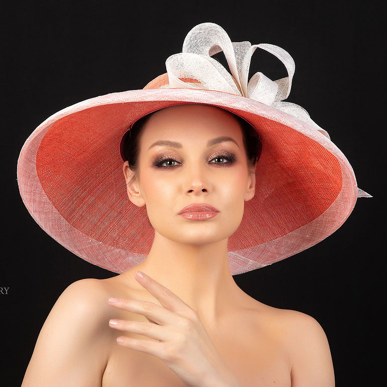 купить широкополую шляпу женскую, шляпки +для скачек купить +в москве, шляпы женские летние +с большими полями, соломенная шляпка купить +в спб, шляпа бело-коралловая женская, шляпа белая женская, анна андриенко головные уборы