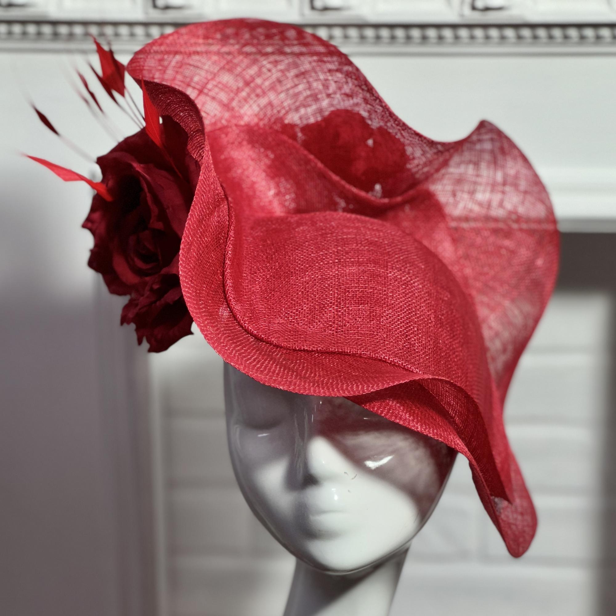 купить красную шляпу для скачек, широкополая шляпа, свадебная шляпа, шляпа для свадьбы, красная шляпа, шляпа с круглой тульей, шляпа с большими полями, летняя шляпа, шляпа для лета, шляпа для пляжа, светская шляпа, дизайнерская шляпа, Анна Андриенко, шляпа с большими полями, шляпа для скачек, вечерняя шляпа, шляпа для праздника, шляпа для фотосессии