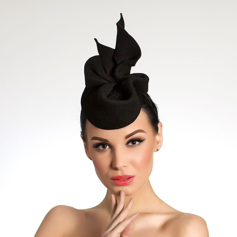 шляпка, черная шляпка, купить шляпку, вечерняя шляпка, шляпка для скачек, шляпка для праздника, Анна Андриенко, шляпка для фотосессии