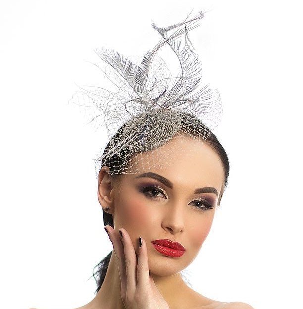купить серую шляпку, купить серую вуалетку, купить шляпку для праздника, купить вуалетку для праздника, купить шляпку с вуалью, купить шляпку с перьями, купить свадебную шляпку, купить свадебную вуалетку, купить шляпку для скачек, купить шляпку для фотосессии, женская шляпка
