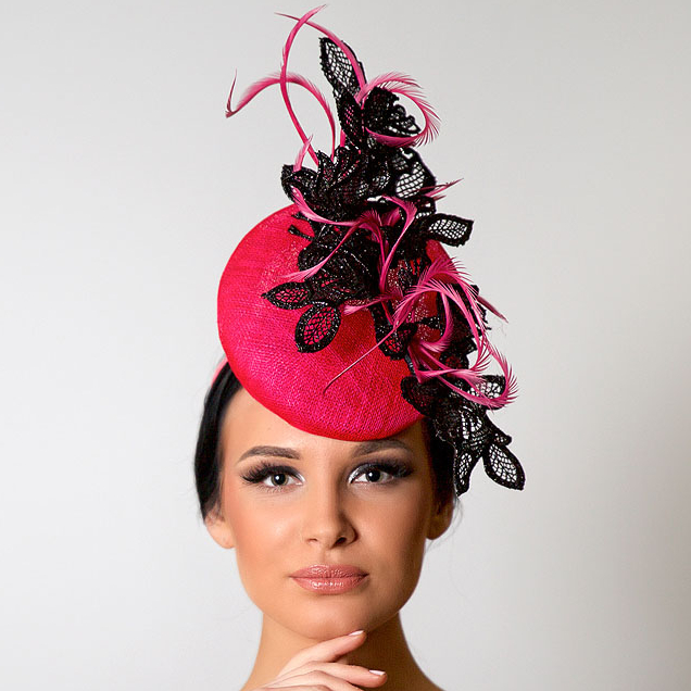 шляпка, вечерняя шляпка, шляпка таблетка, кружево, шляпка с кружевом, ручная работа, шляпка для скачек, котельная шляпка, шляпка для праздника, желтая шляпка, черная шляпка, розовая шляпка, головной убор