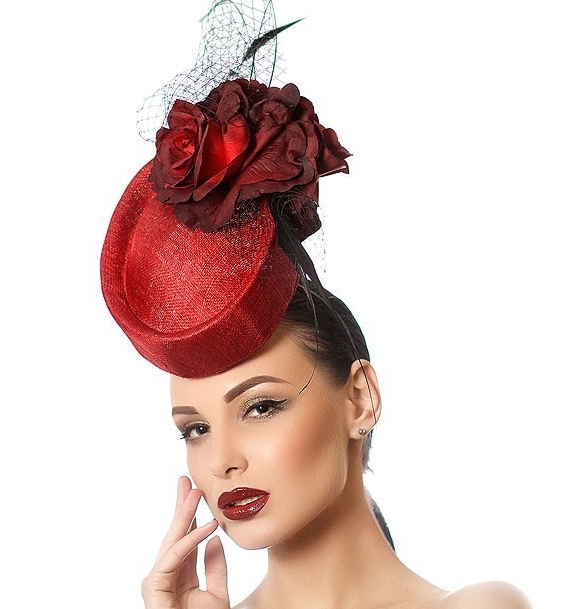 купить шляпку для скачек спб, питер Вечерняя шляпка с цветами, Вечерняя шляпка с цветами и вуалью, шляпка для скачек москва
