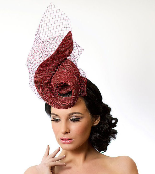 шляпка, вечерняя шляпка, шляпа, вечерняя шляпа, Анна Андриенко, ручная работа, синамей, котельная шляпка, шляпа для скачек, шляпка для скачек, дизайнерская шляпка, черная шляпка, шляпа для вечера, вечерняя шляпа, шляпка для скачек, коктейльная шляпка, шляпка для праздника, синяя шляпа, темно-синяя шляпка, головной убор, белая шляпка, белая шляпа, лиловая шляпа, бордовая шляпка