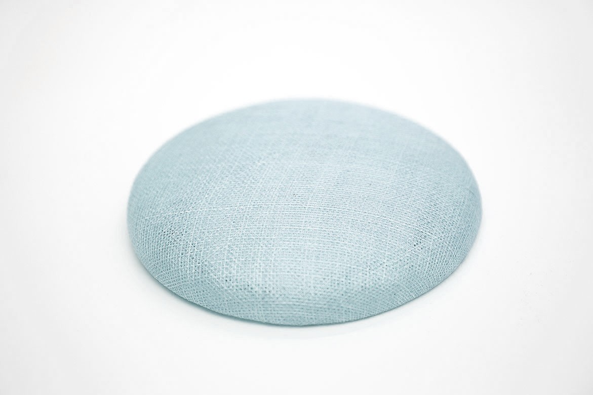 синамей, sinamay, купить основу для шляпки, купить основу для вуалетки, купить кремовую основу для шляпки, купить кремовую основу для вуалетки, полуфабрикат для изготовления головных уборов, полуфабрикат для изготовления шляп, шляпка-таблетка, таблетка, как сделать шляпку, как сделать вуалетку, из чего сделать шляпку