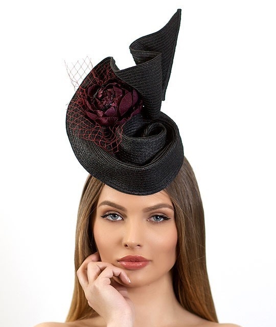 купить черную шляпку для скачек, купить вечернюю шляпку, купить женскую шляпку, купить шляпку для свадьбы, дизайнерская шляпка, шляпка для фотосессии, шляпка с цветком, черная шляпка, Анна Андриенко, шляпка для подиума, необычная шляпка