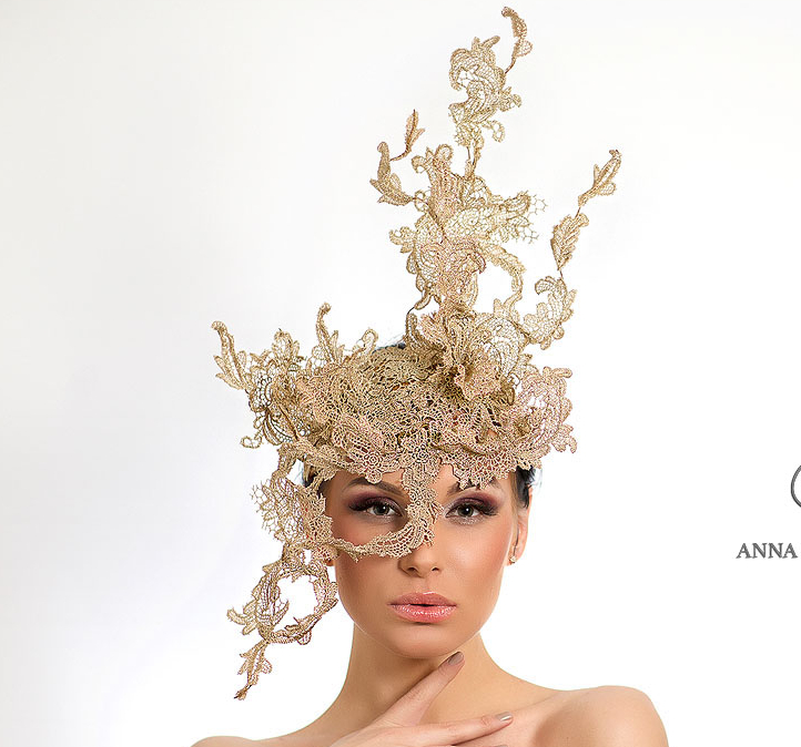 шляпа, черная шляпа, шляпа из кружева, кружевная шляпа, шляпа-маска, маска, вечерняя шляпка, шляпка для скачек, шляпка для фотосессии, ручная работа, дизайнерская шляпа, шляпа с цветами, шляпа с перьями, Анна Андриенко, Anna Andrienko, hats, hat, handmade, купить шляпу, шляпки в питере, шляпки спб, купить вечернюю шляпку, купить золотую шляпку, купить золотую маску