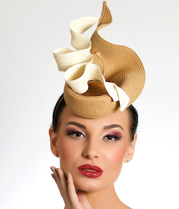 шляпа, черная шляпа, шляпа из кружева, кружевная шляпа, шляпа-маска, маска, вечерняя шляпка, шляпка для скачек, шляпка для фотосессии, ручная работа, дизайнерская шляпа, шляпа с цветами, шляпа с перьями, Анна Андриенко, Anna Andrienko, hats, hat, handmade, купить шляпу, шляпки в питере, шляпки спб, купить вечернюю шляпку, купить золотую шляпку, купить золотую маску