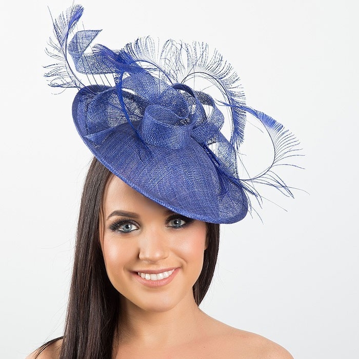 купить синюю вечернюю шляпку, купить шляпку для скачек, шляпка женская для праздника, шляпка для фотосесии, шляпка из синамей, купить маленькую шляпку в Питере, купить шляпку спб, купить синюю шляпку в Москве, Анна Андриенко