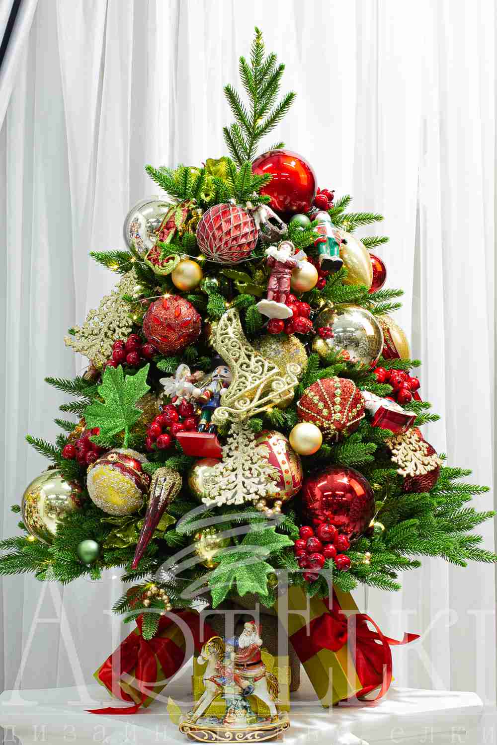 МИНИ елочка "Новогодний подарок"